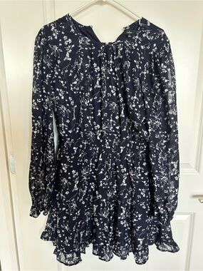 Lulu's Navy Floral Long-Sleeve Mini Dress